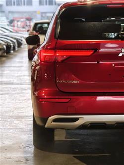 ميتسوبيشي اوتلاندر